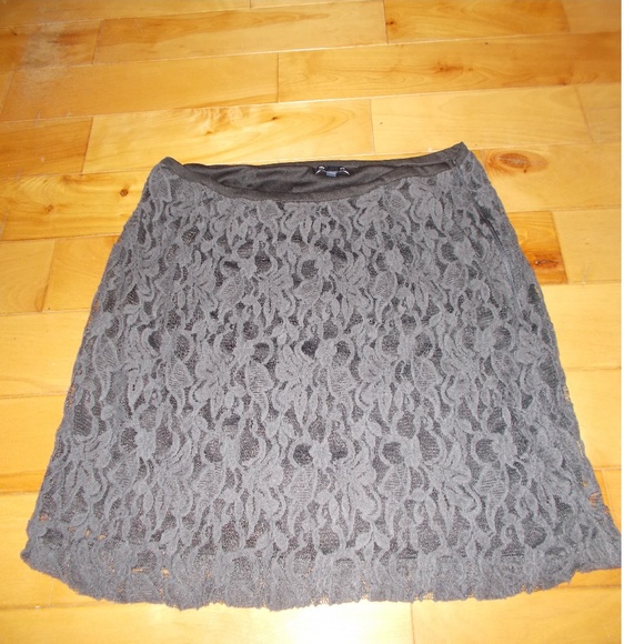 Gap size 14 Lace Skirt - Picture 1 of 2